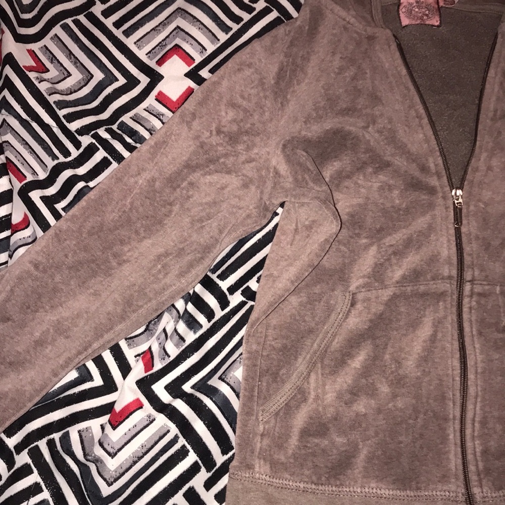 Sweater - Picture 5 of 7